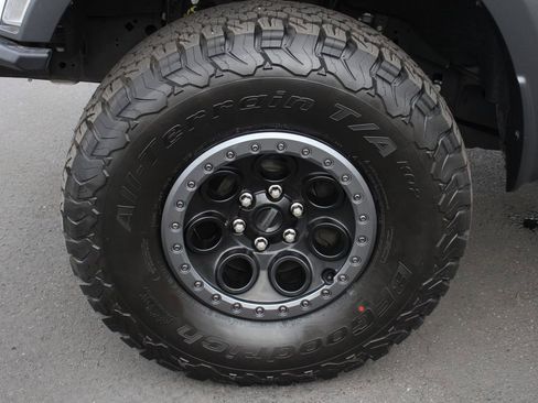 Used 2023 Ford F150 Raptor w/ Raptor 37 Performance Package image 13