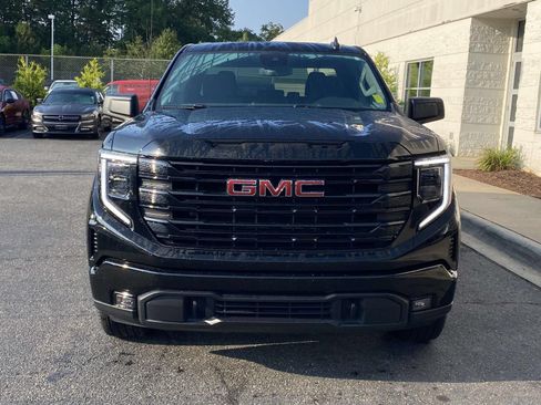 Used 2024 GMC Sierra 1500 Elevation AWD/4WD image 2