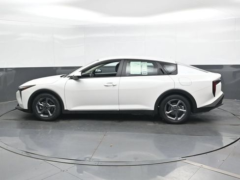 Used 2025 Kia K4 FWD image 10