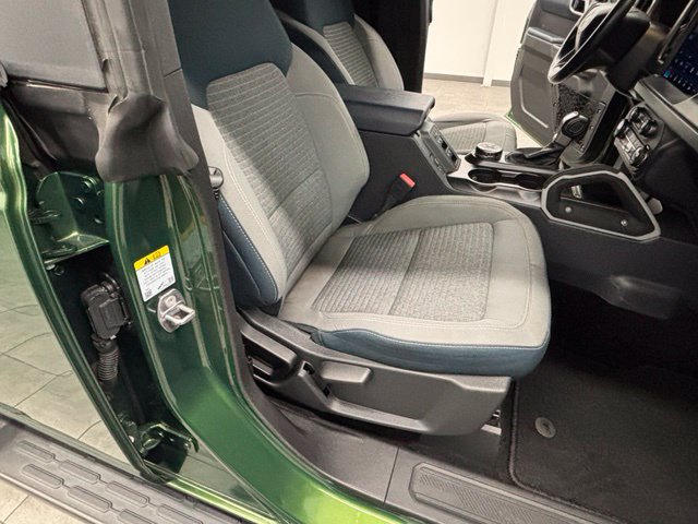 Used 2023 Ford Bronco Outer Banks AWD/4WD image 37