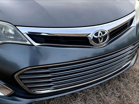 Used 2015 Toyota Avalon XLE image 29