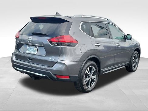 Used 2017 Nissan Rogue SL w/ SL Premium Package AWD/4WD image 4
