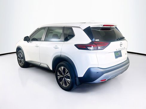 Used 2023 Nissan Rogue SV FWD image 5