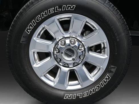 Used 2022 Ford F350 Platinum AWD/4WD image 10