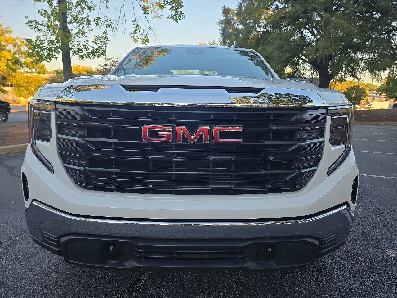Used 2024 GMC Sierra 1500 Pro w/ Pro Value Package RWD image 9