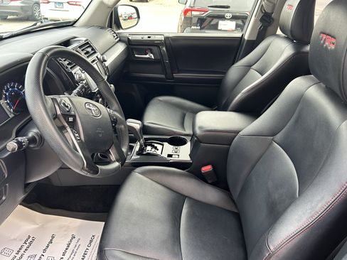 Used 2017 Toyota 4Runner TRD Off-Road Premium image 15