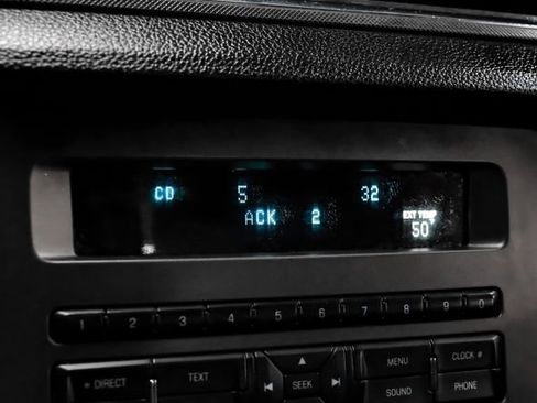 Used 2014 Ford Mustang V6 image 22