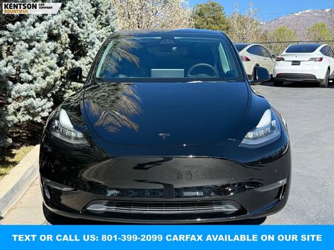 Used 2022 Tesla Model Y Long Range AWD/4WD image 2