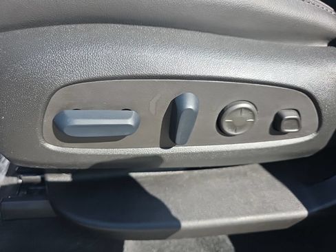 Used 2024 Buick Enclave Avenir w/ Avenir Technology Package FWD image 24