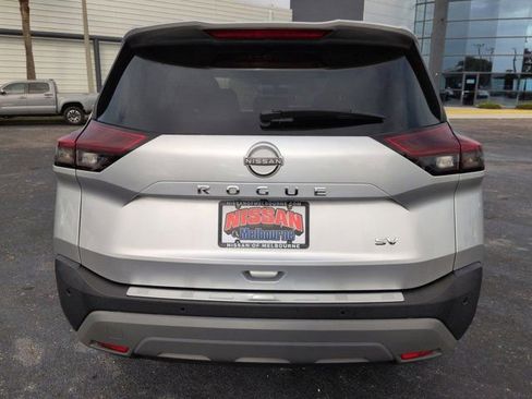 Certified 2023 Nissan Rogue SV FWD image 6