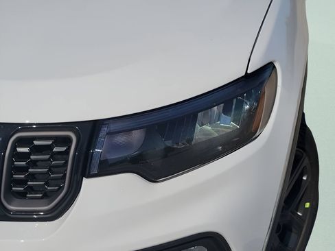 New 2026 Jeep Compass Latitude AWD/4WD image 16