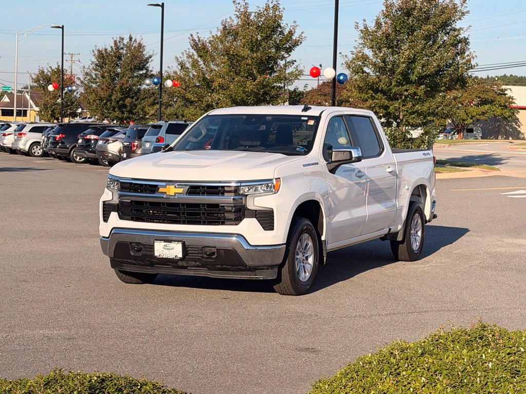 Used 2026 Chevrolet Silverado 1500 LT AWD/4WD image 3