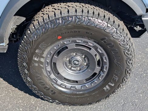 New 2025 Ford Bronco Badlands image 18