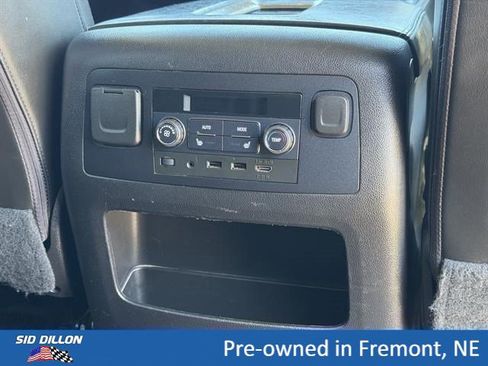 Used 2018 GMC Yukon XL Denali w/ Denali Ultimate Package AWD/4WD image 20