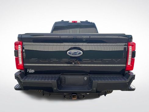 Used 2023 Ford F250 Lariat w/ Tremor Off-Road Package AWD/4WD image 7