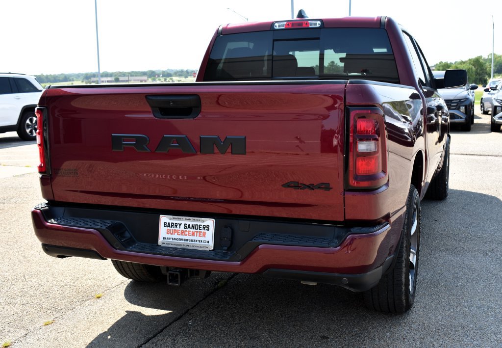 Used 2025 RAM 1500 Tradesman AWD/4WD image 11