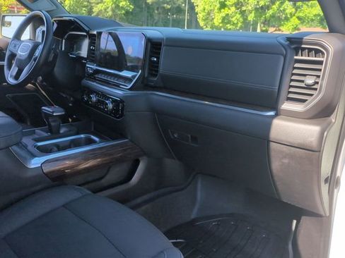 Used 2022 GMC Sierra 1500 Elevation w/ X31 Off-Road Package AWD/4WD image 35