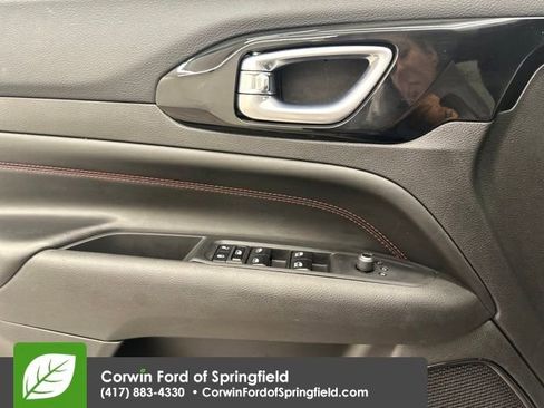 Used 2024 Jeep Compass Trailhawk image 34