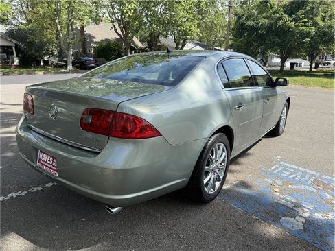 Used 2007 Buick Lucerne CXS w/ Driver Confidence Package FWD image 7