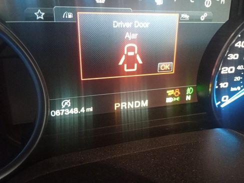 Used 2020 Ford F150 Limited w/ Trailer Tow Package image 11