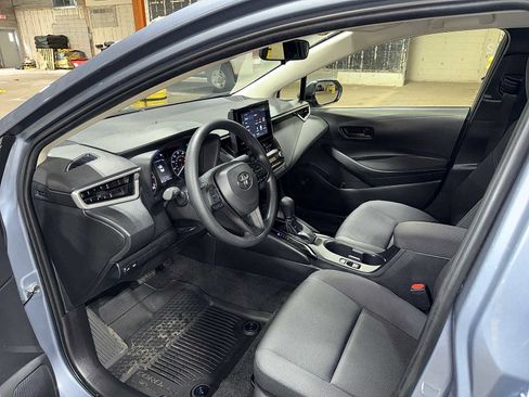 Used 2023 Toyota Corolla LE FWD image 27