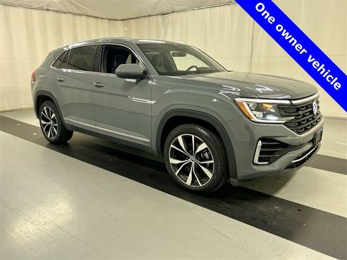 Used 2024 Volkswagen Atlas Cross Sport SEL Premium R-Line image 1