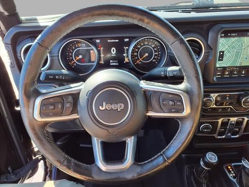 Used 2020 Jeep Gladiator Overland image 14