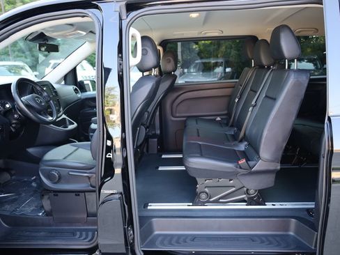 Used 2023 Mercedes-Benz Metris Passenger image 16