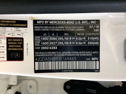 Used 2018 Mercedes-Benz GLE 350 4MATIC image 36