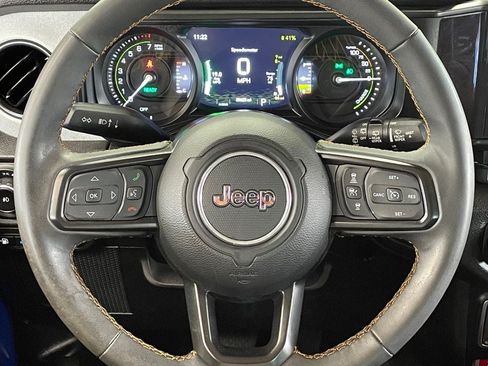 Used 2024 Jeep Wrangler Unlimited AWD/4WD image 20
