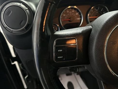 Used 2012 Jeep Wrangler Unlimited Sport AWD/4WD image 13