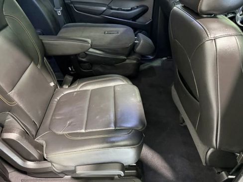 Used 2019 Chevrolet Traverse RS image 31