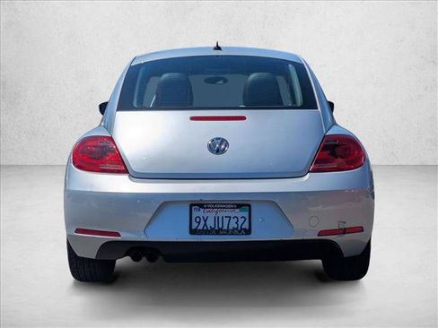 Used 2012 Volkswagen Beetle 2.5 FWD image 7