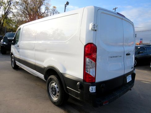 Used 2020 Ford Transit 250 Low Roof image 7