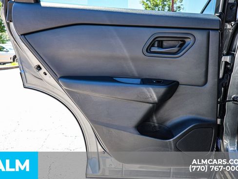 Used 2024 Nissan Rogue S FWD image 50