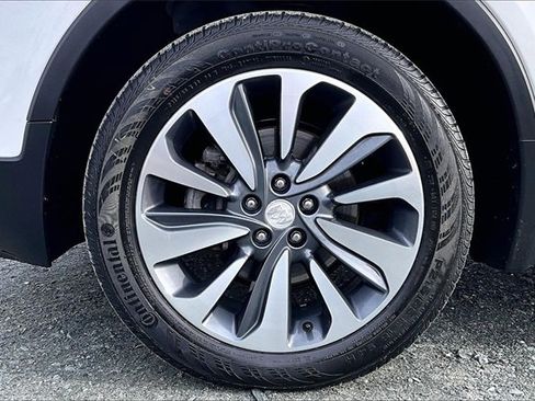 Used 2022 Buick Encore Preferred w/ Safety Package image 8