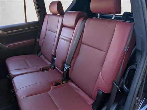 Used 2021 Lexus GX 460 Premium w/ Premium Package image 20