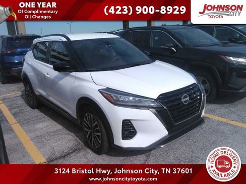 Used 2024 Nissan Kicks SR FWD image 1