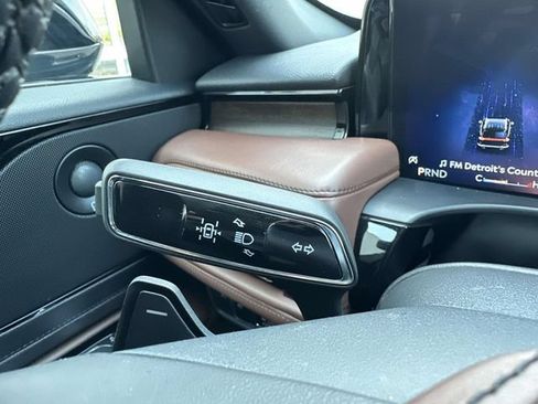 Used 2025 Lincoln Aviator Reserve w/ Illumination Package AWD/4WD image 72