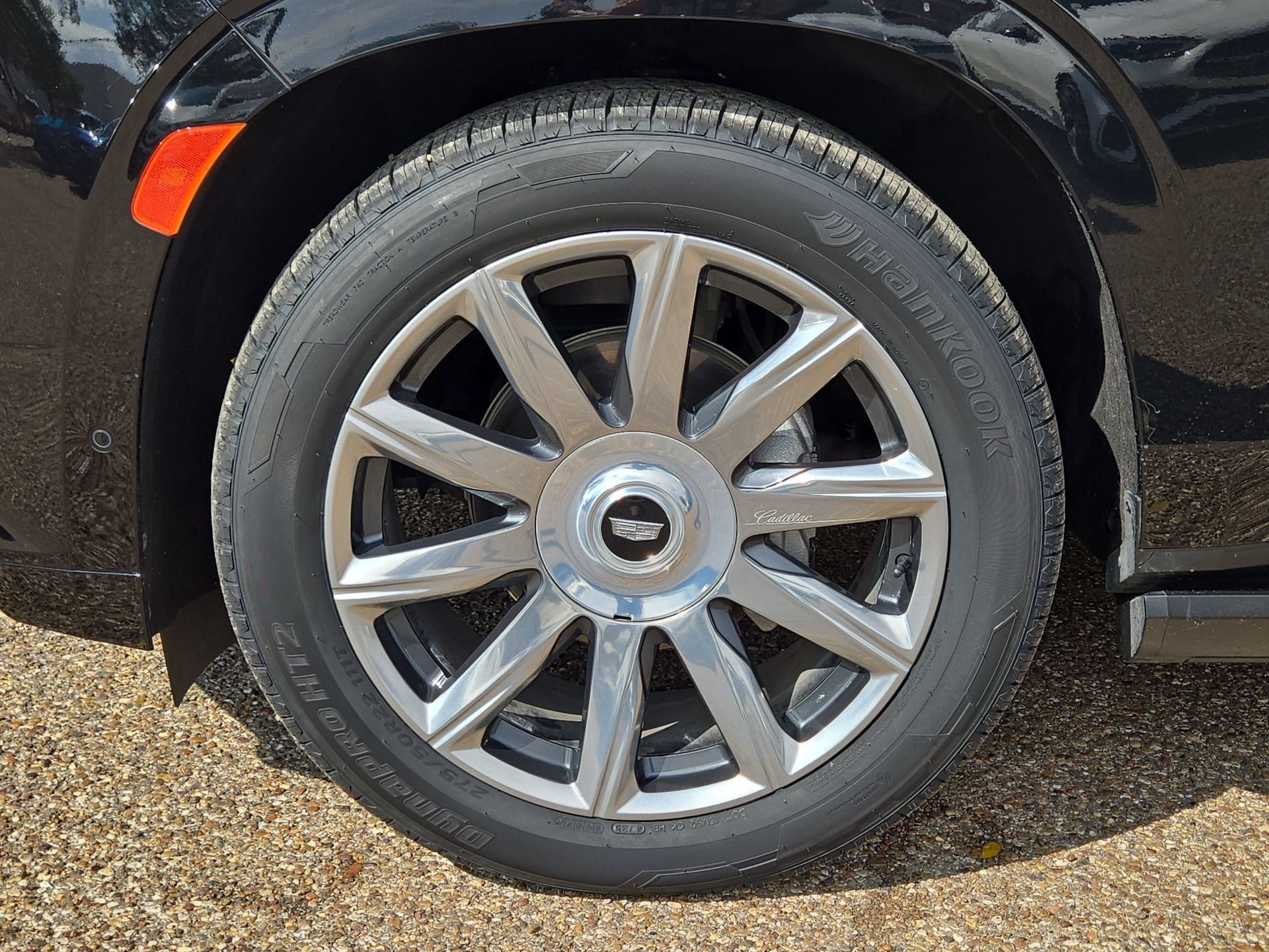 Used 2021 Cadillac Escalade Premium Luxury Platinum AWD/4WD image 11