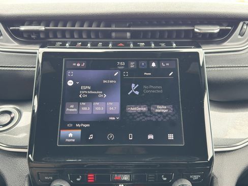 Used 2023 Jeep Grand Cherokee Altitude AWD/4WD image 22