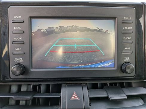 Used 2019 Toyota RAV4 LE image 25