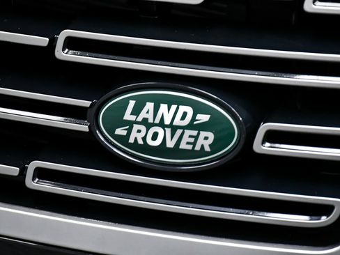 Used 2025 Land Rover Range Rover SE AWD/4WD image 99