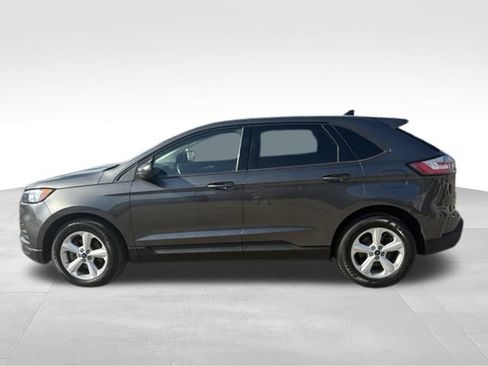 Used 2019 Ford Edge SE FWD image 4
