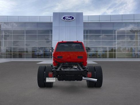 New 2025 Ford F550 4x4 Regular Cab Super Duty image 5