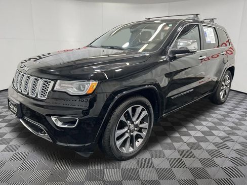 Used 2018 Jeep Grand Cherokee Overland AWD/4WD image 3