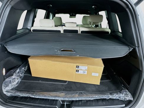 Certified 2025 Mercedes-Benz GLB 250 4MATIC image 34