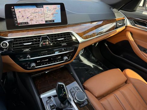 Used 2019 BMW 540i xDrive w/ Convenience Package AWD/4WD image 20