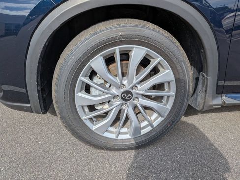 Used 2023 INFINITI QX50 Luxe FWD image 9