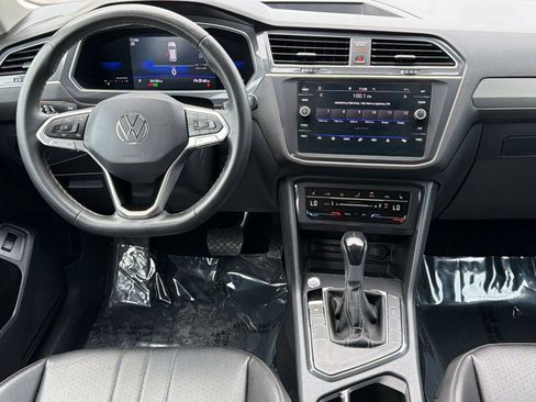 Used 2022 Volkswagen Tiguan SE FWD image 26